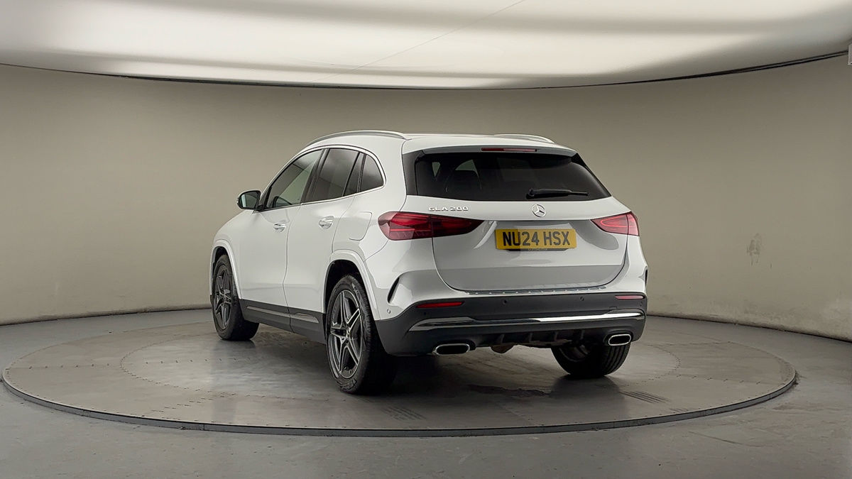 More views of Mercedes-Benz GLA