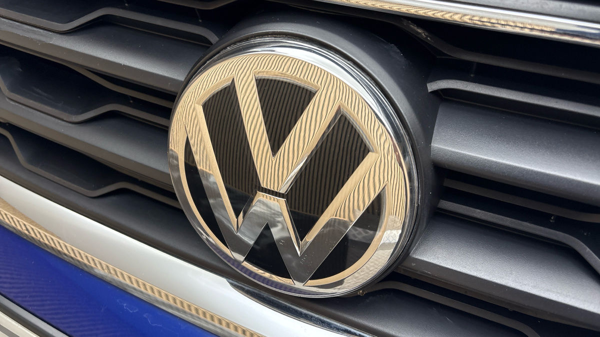 Volkswagen T-Roc Image 24