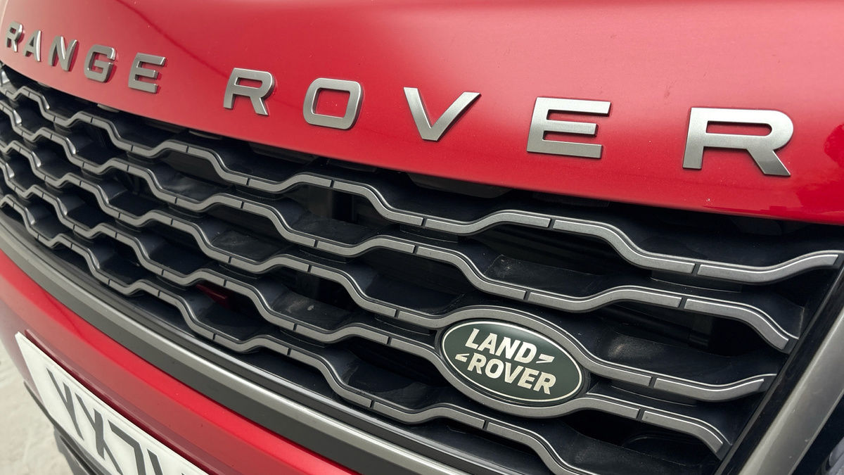 Land Rover Range Rover Sport Image 24