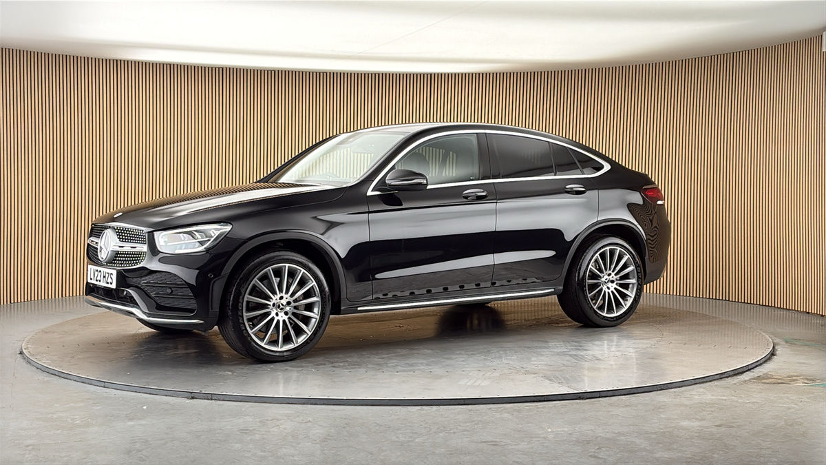 More views of Mercedes-Benz GLC