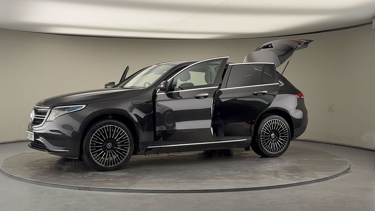 More views of Mercedes-Benz EQC