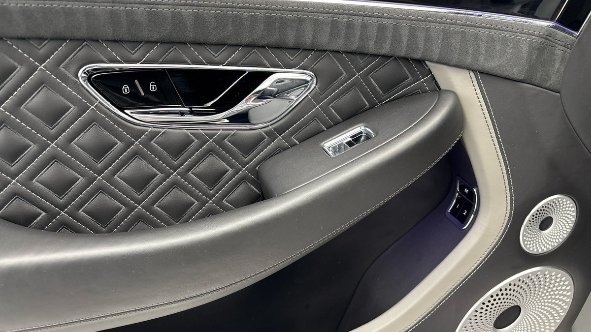 Bentley Continental Image 19
