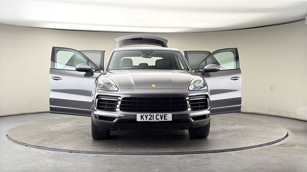 More views of Porsche Cayenne