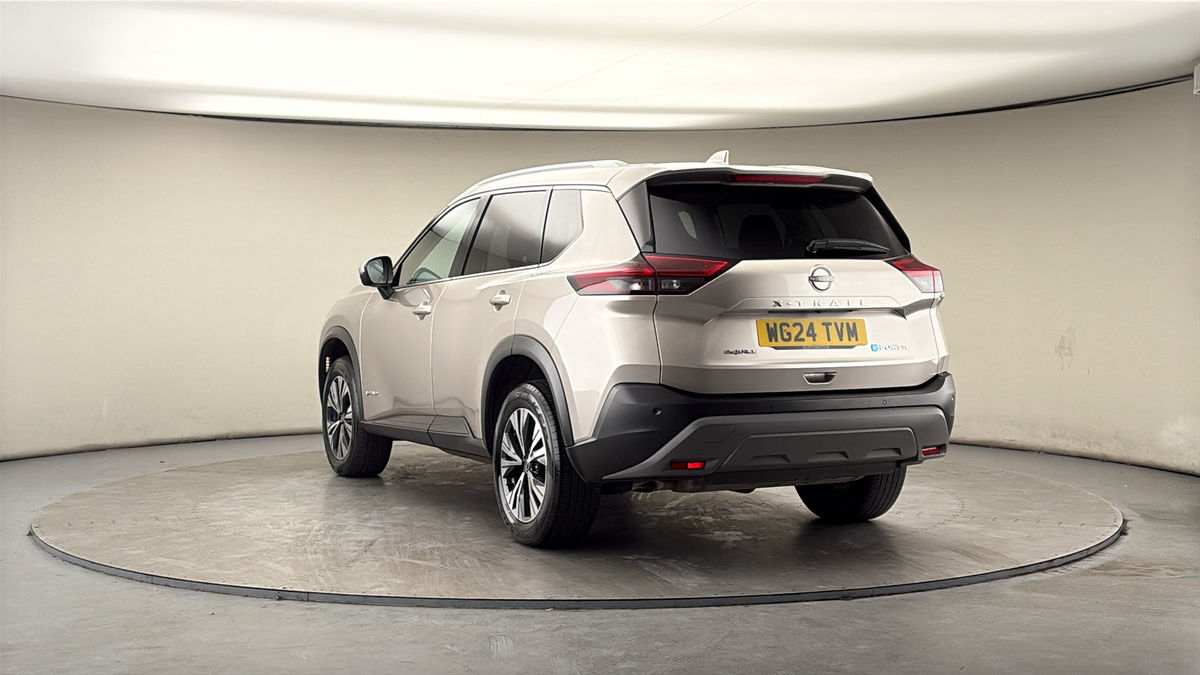 More views of Nissan X-Trail