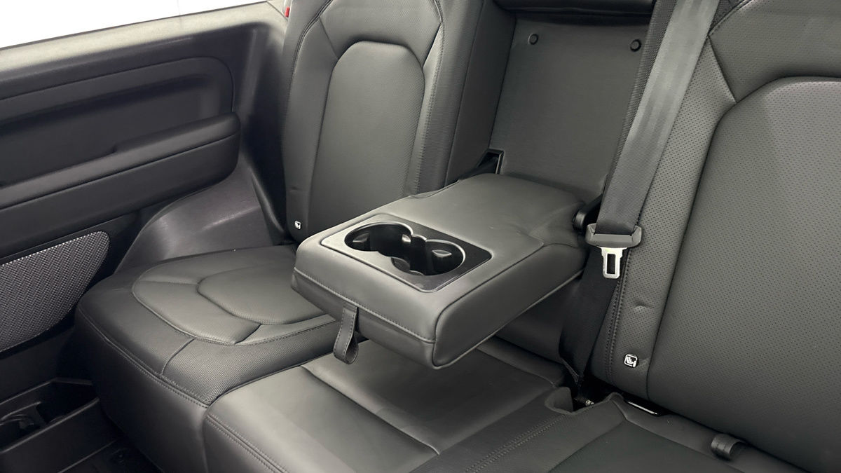 Land Rover Defender 90 Image 15