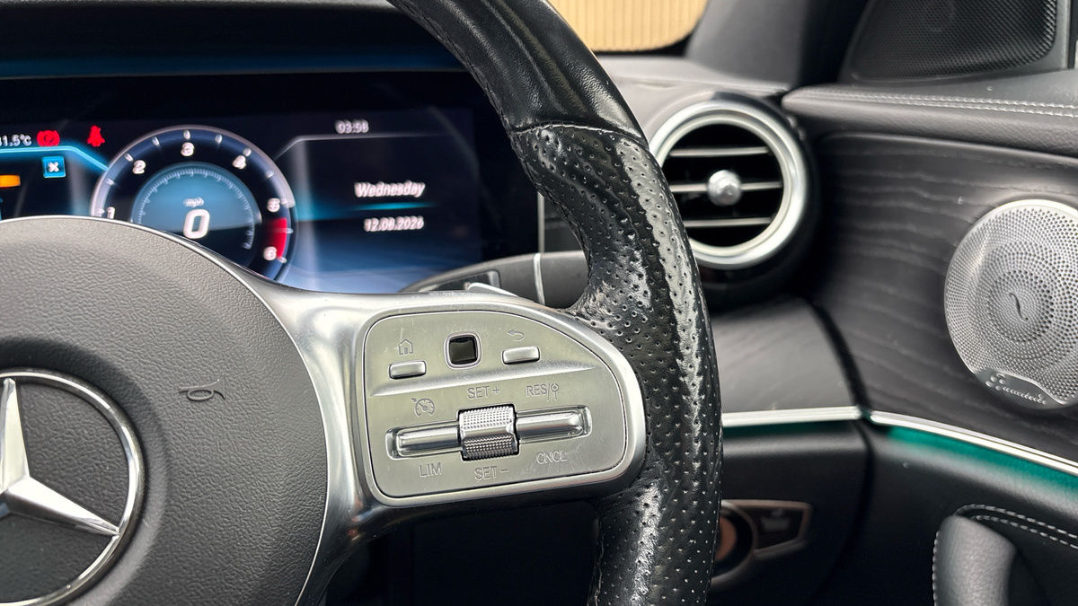 Mercedes-Benz E Class Image 14