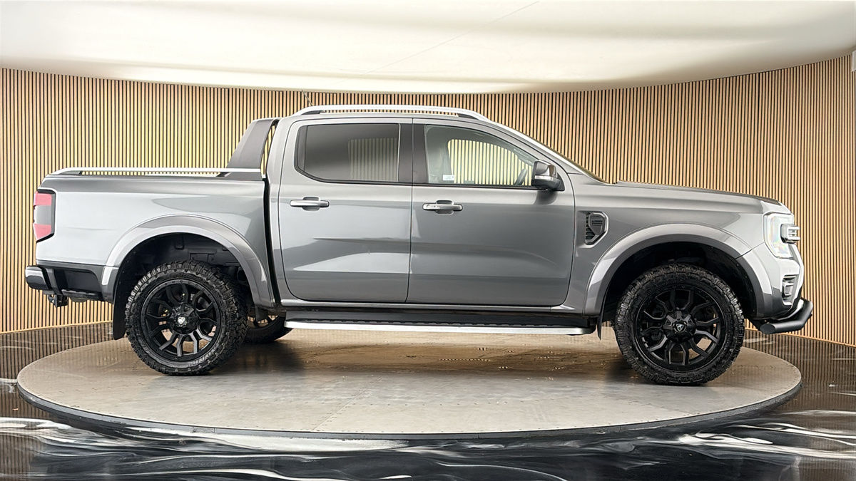 More views of Ford Ranger