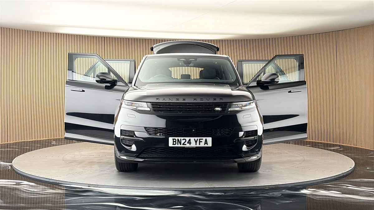More views of Land Rover Range Rover Sport