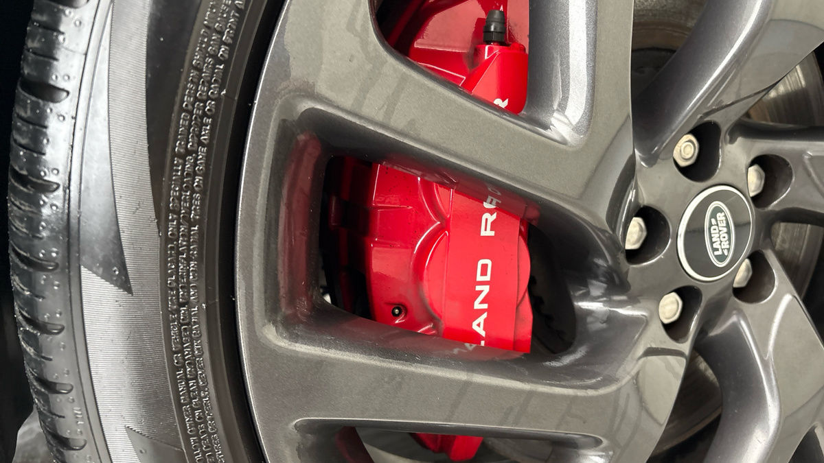 Land Rover Range Rover Velar Image 26