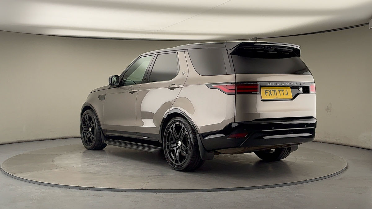 Land Rover Discovery Image 2