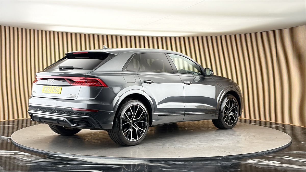 Audi Q8 Image 21