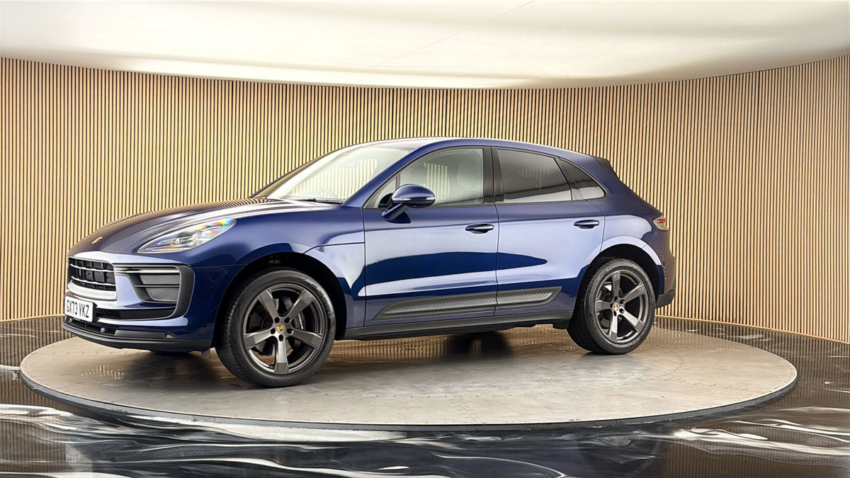 More views of Porsche Macan