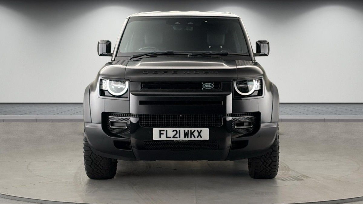 Land Rover Defender 90 Image 3