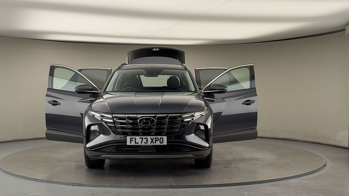 More views of Hyundai TUCSON