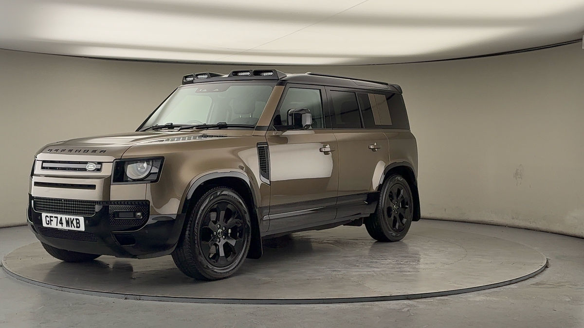 More views of Land Rover Defender 110