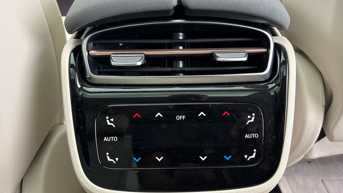 Mercedes-Benz EQS Image 29