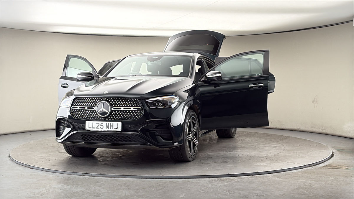 More views of Mercedes-Benz GLE