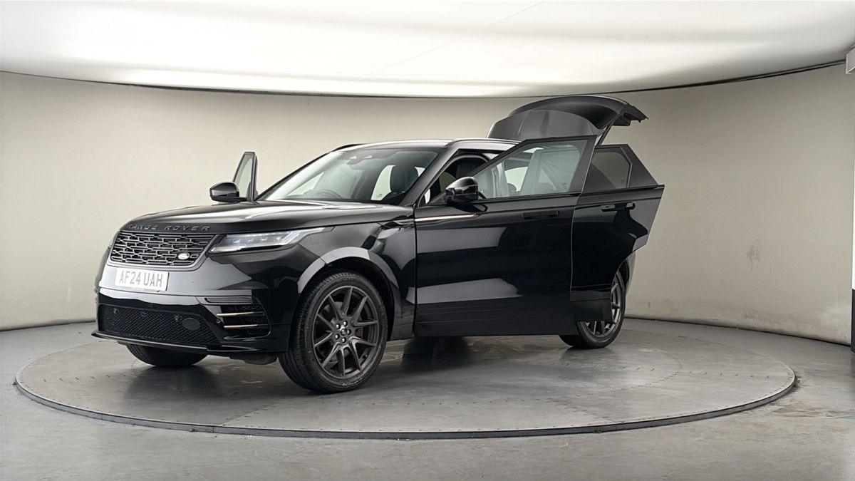 Land Rover Range Rover Velar Image 22