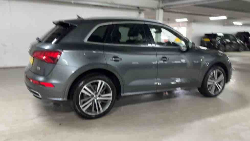 More views of Audi Q5