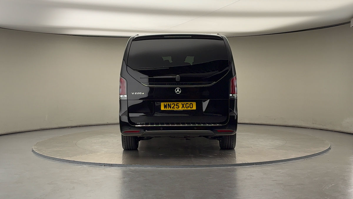 Mercedes-Benz V Class Image 4