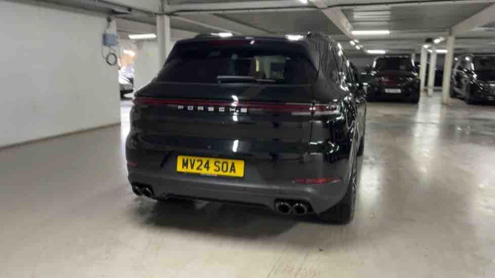 More views of Porsche Cayenne