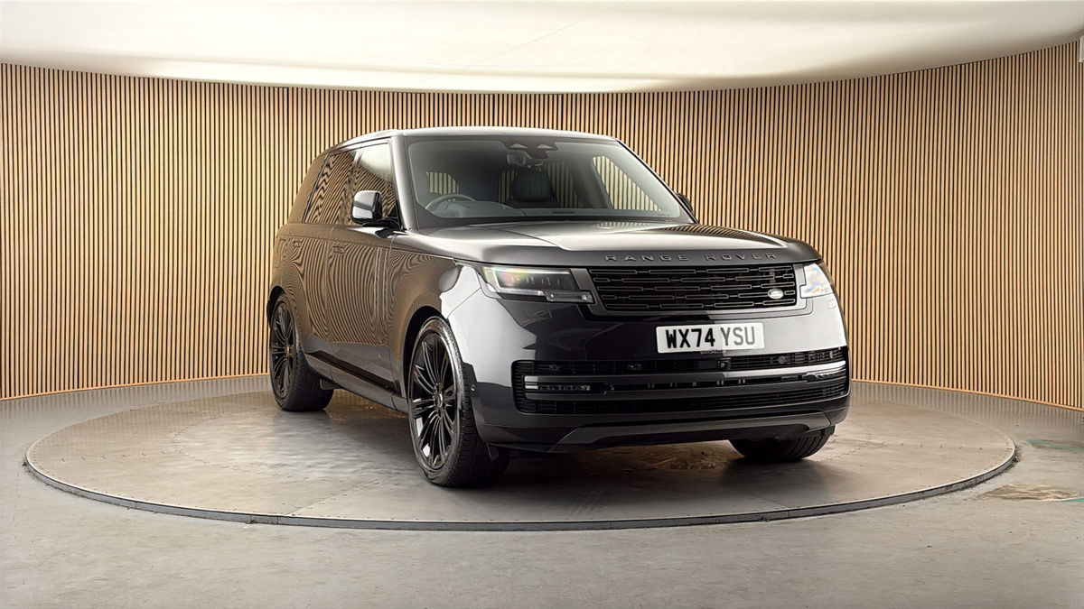More views of Land Rover Range Rover
