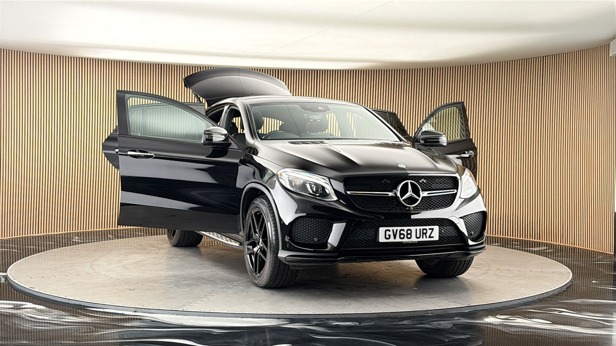 More views of Mercedes-Benz GLE