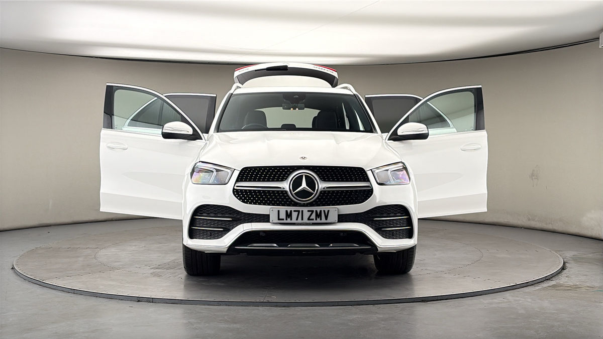 More views of Mercedes-Benz GLE