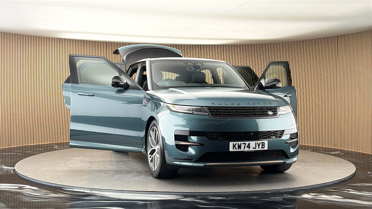 More views of Land Rover Range Rover Sport