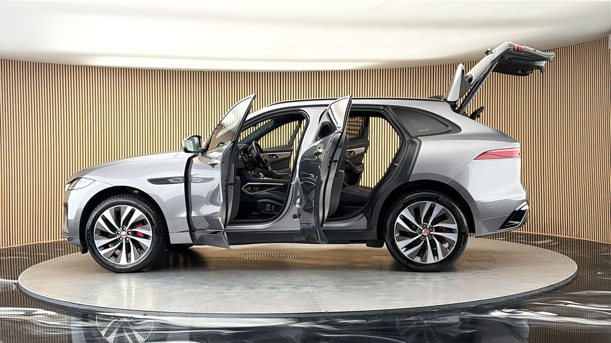 More views of Jaguar F-PACE