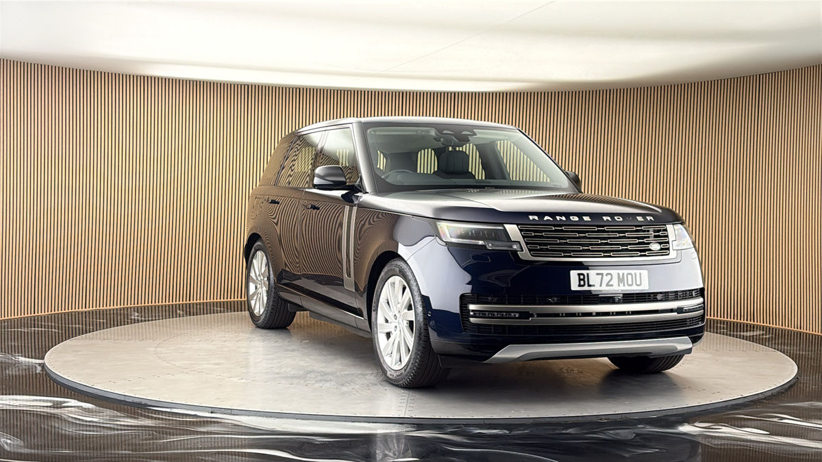More views of Land Rover Range Rover