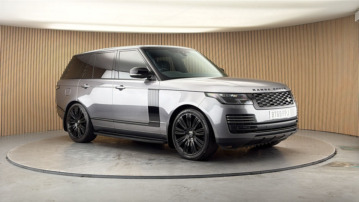 More views of Land Rover Range Rover