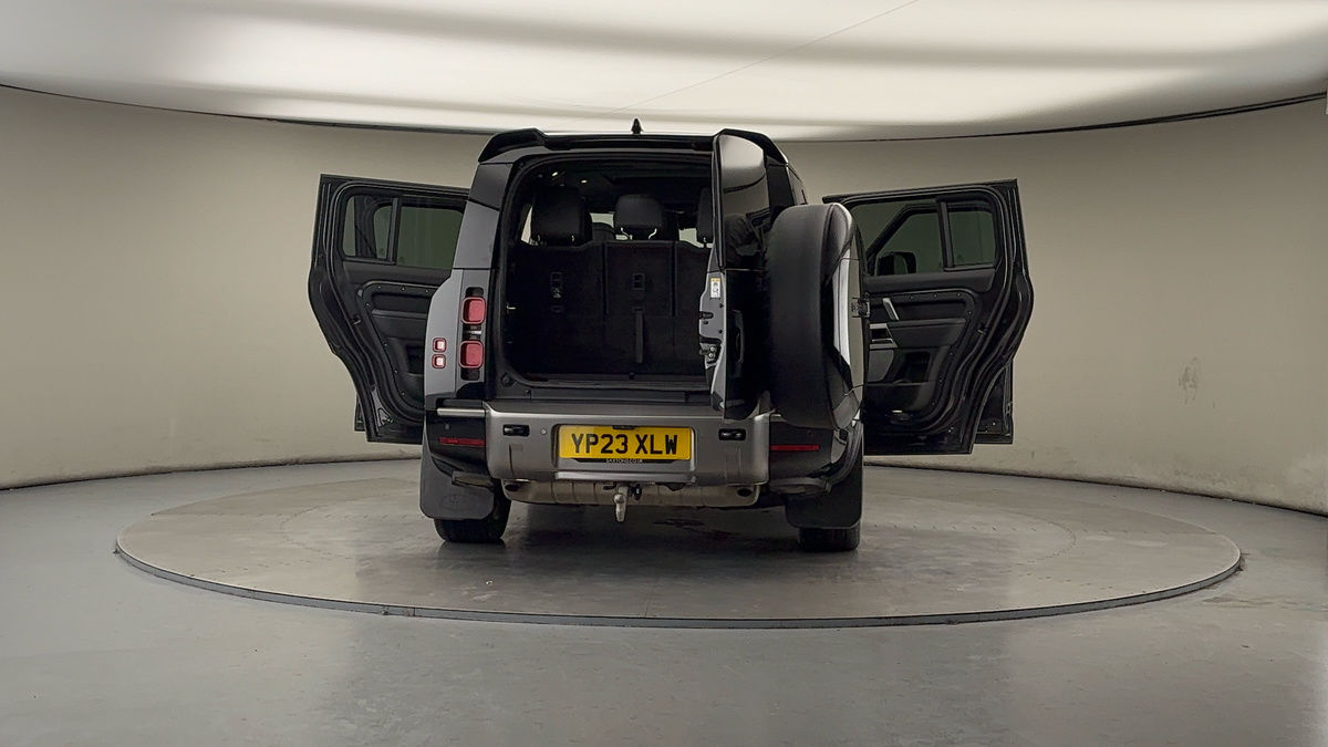 More views of Land Rover Defender 130