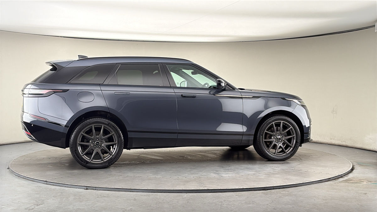 More views of Land Rover Range Rover Velar