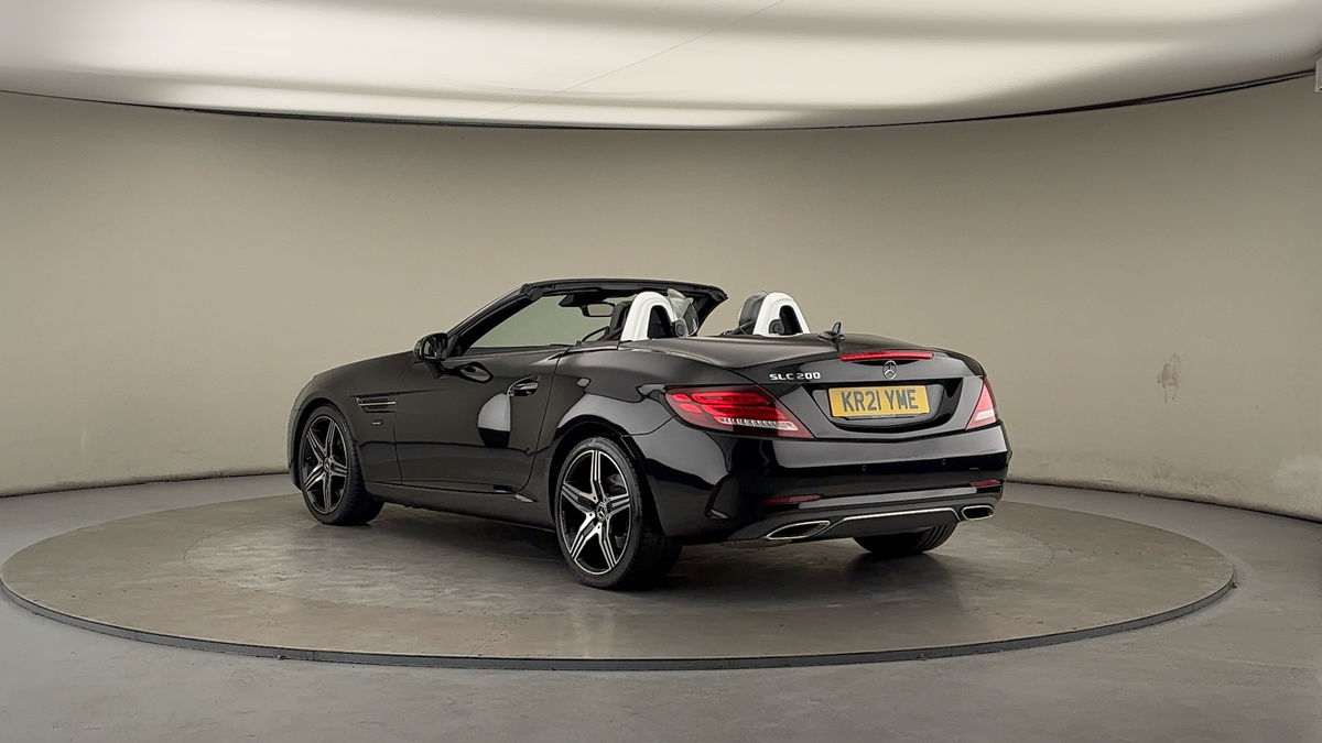 Mercedes-Benz SLC Image 2