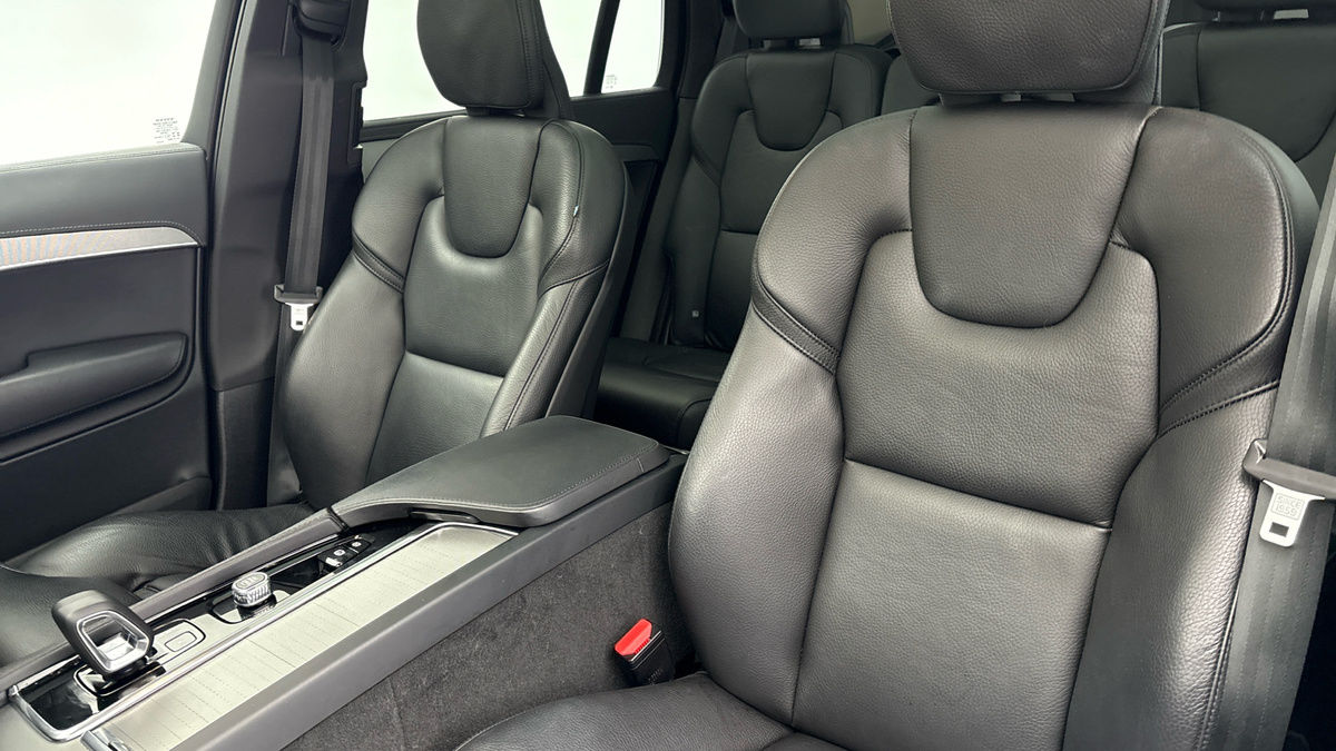 Volvo XC90 Image 7