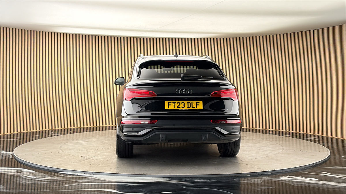 More views of Audi Q5