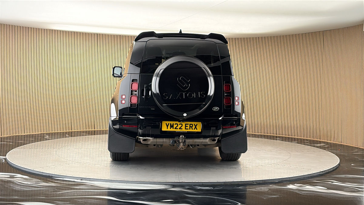 More views of Land Rover Defender 90