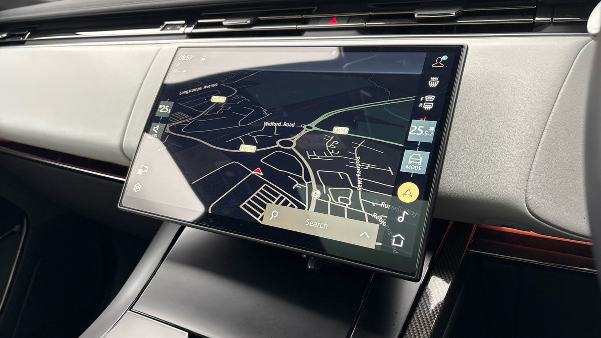Land Rover Range Rover Sport Image 17