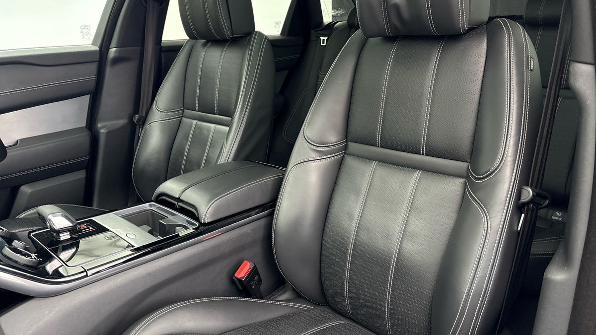 Land Rover Range Rover Velar Image 7
