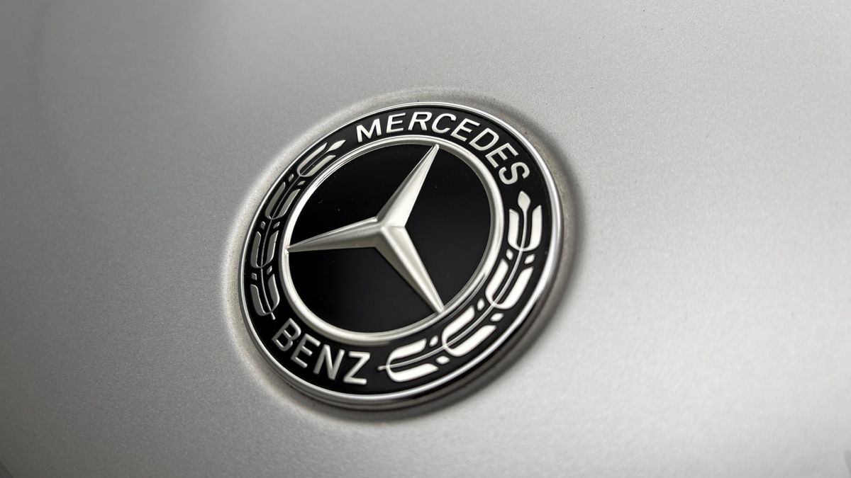 Mercedes-Benz GLE Image 24