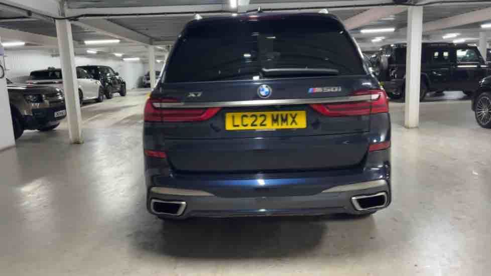 More views of BMW X7
