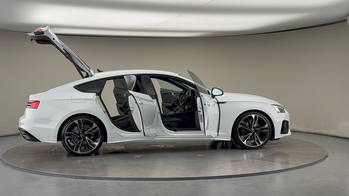 More views of Audi A5