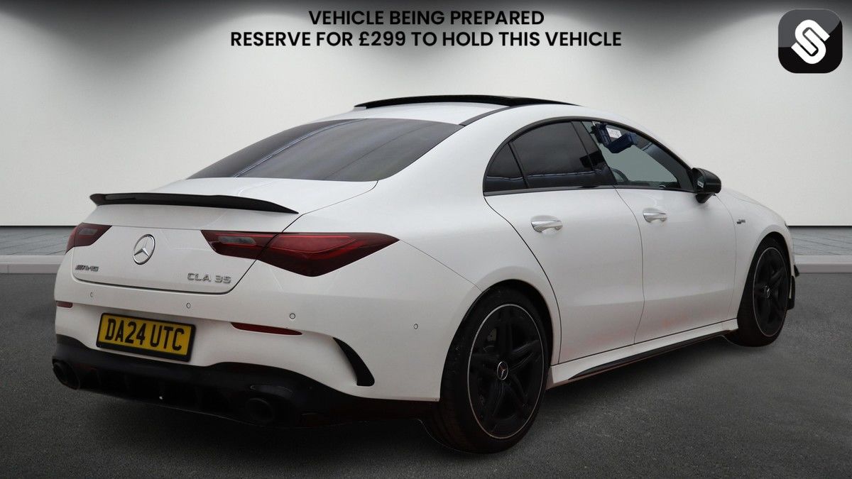Mercedes-Benz CLA Image 4