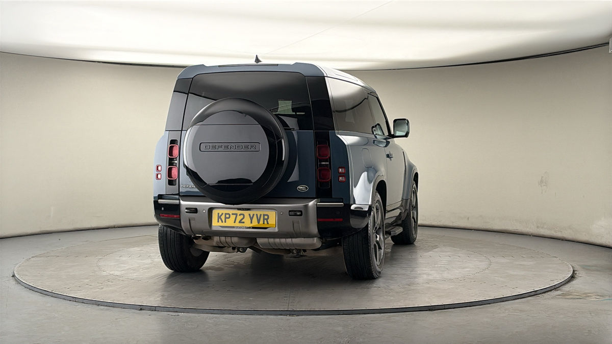 More views of Land Rover Defender 90