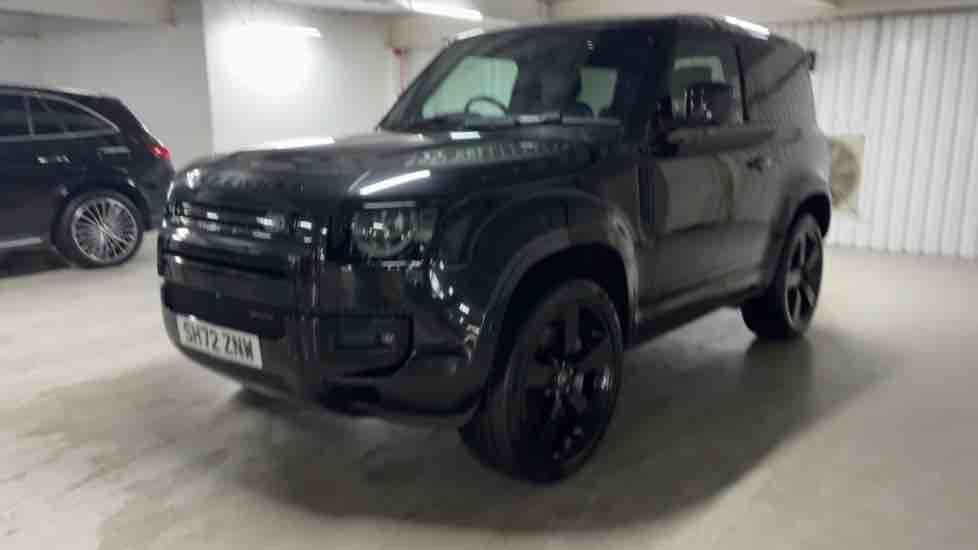 More views of Land Rover Defender 90