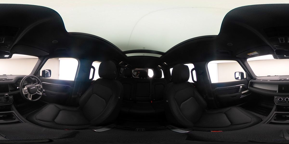 More views of Land Rover Defender 110