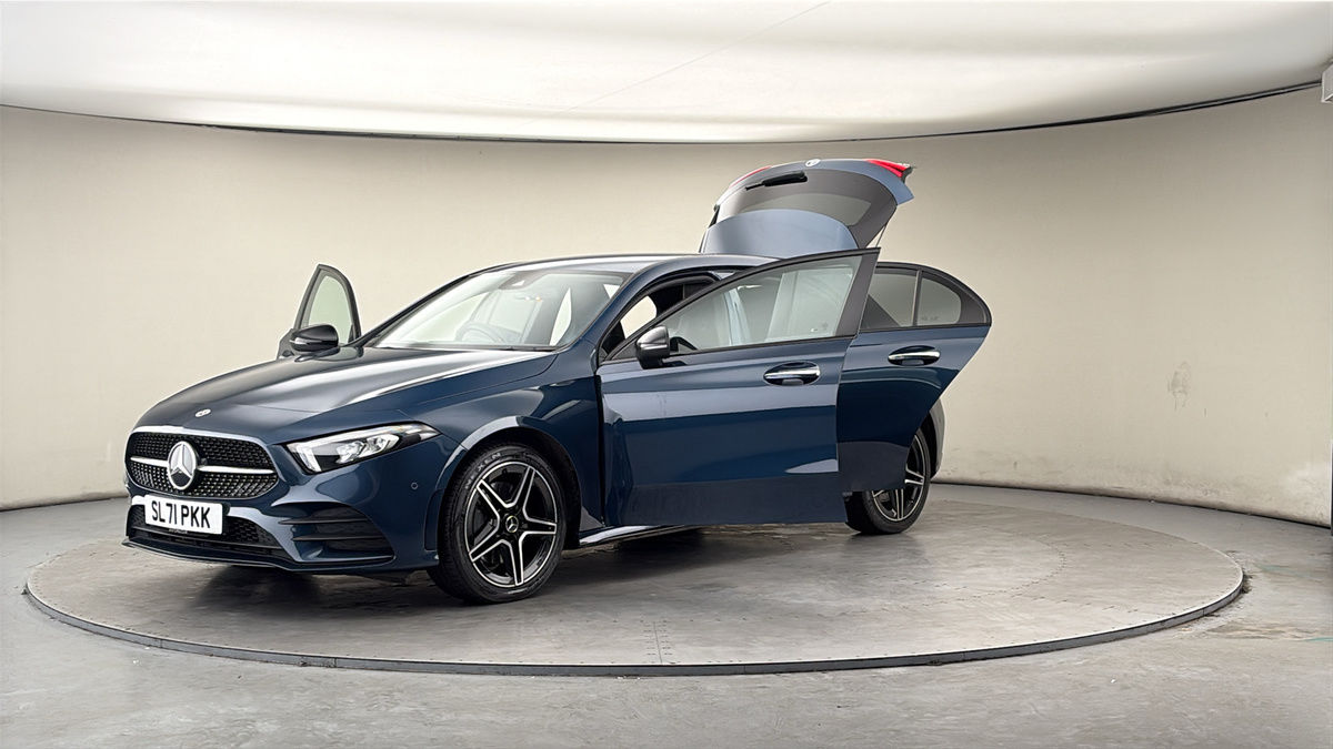 Mercedes-Benz A Class Image 22