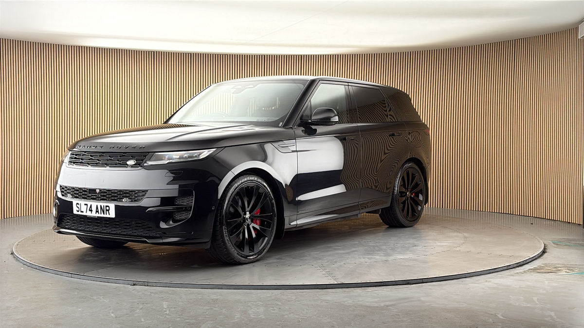 More views of Land Rover Range Rover Sport
