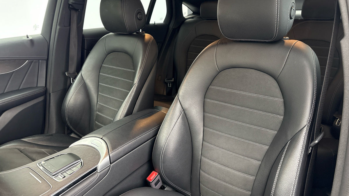 Mercedes-Benz GLC Image 7